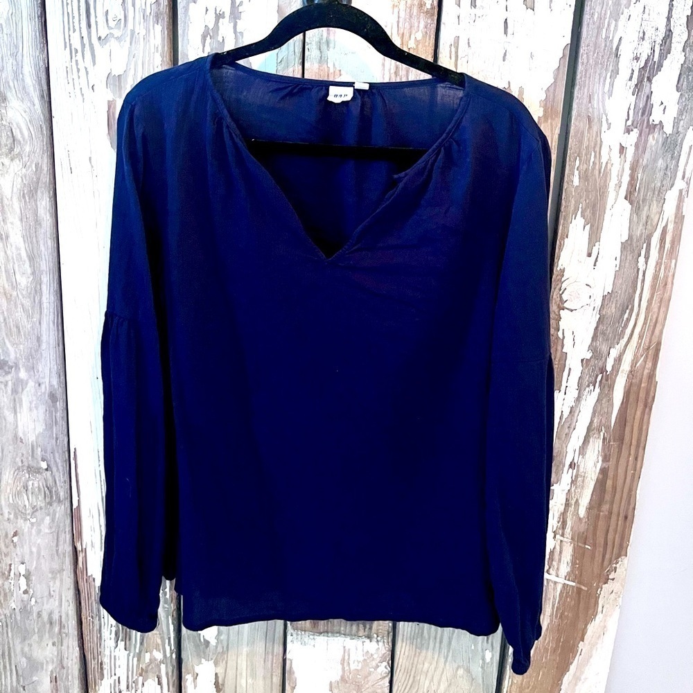 Navy Gap peasant top size large